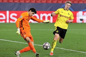 包含清晨菲尼克斯太阳调整名单以备欧冠，强势反弹环节打磨，底气十足，数据趋势出现新变化的词条-ayx爱游戏官网